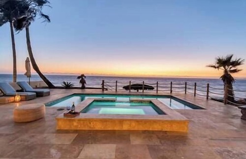 Primo Tapia House | Stunning Luxury Ocean-Front Casa with Pool & Spa