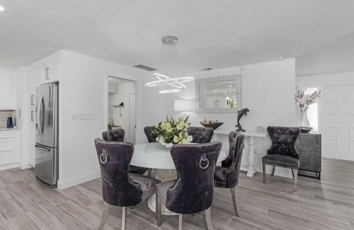 Punta Gorda House | STUNNING! LUXURY WATERFRONT HOME - HEATED POOL- Close to Harbor/Fish Village