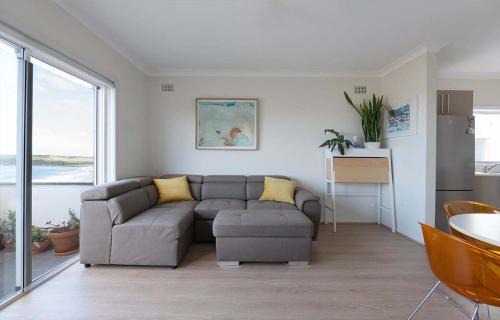 Maroubra Apartment | Stunning Maroubra Beachview Apt with Parking