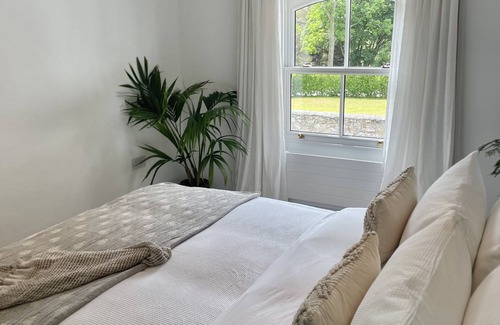 Scalpwilliam House | Stunning Mews House on a Historic Estate in Dublin