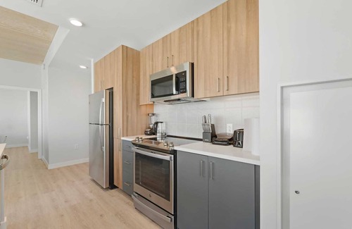 Assembly Square Apartment | Stunning Modern 3BR/2BA Apartment in Vibrant Assembly Square, Somerville