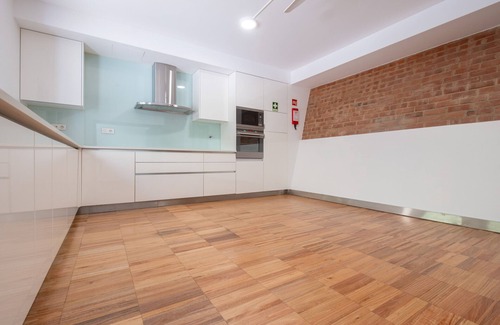 Telheiro Apartment | Stunning Modern Apartment [122]