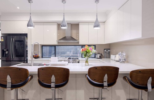 Edmondson Park House | Stunning Modern 5BR Pet Friendly Home