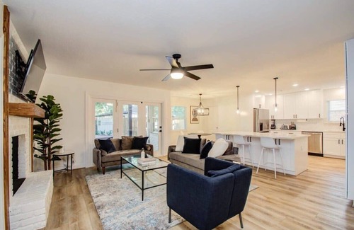 Westbury House | Stunning Modern Dream Home w Pool, Grill, Foosball