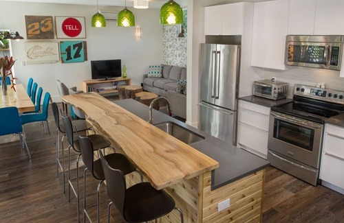 Mississippi District House | Stunning Modern Home in Trendy and Hip Mississippi District