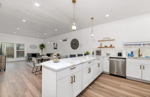 Northeast Dallas House | Stunning Modern Home Near White Rock Lake!