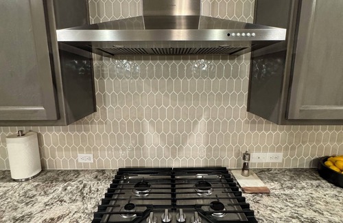 Atascocita House | Stunning Modern Houston Home- NO access to lagoon