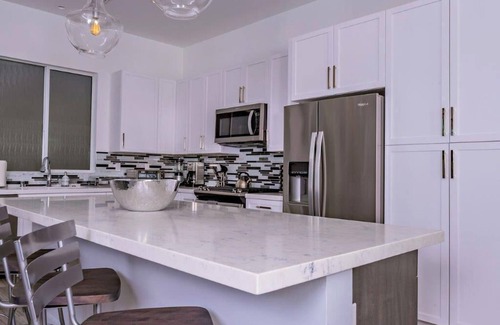 Desert Club Estates House | Stunning Modern Luxury Home #2508604B
