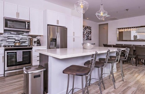 Desert Club Estates House | Stunning Modern Luxury Home #2508604B