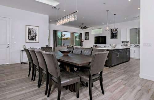 Desert Club Estates House | Stunning Modern Luxury Home #2508604B