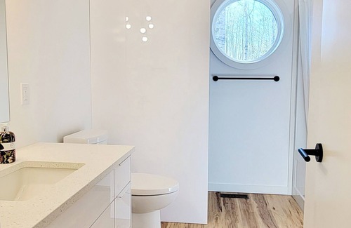 Wasagaming House | Stunning modern retreat on the doorstep of Riding Mountain National Park