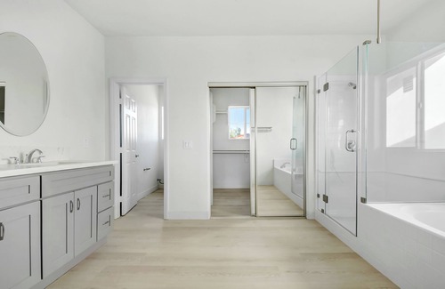 Corona House | Stunning Modern Sanctuary Welcome Temporary Healthcare Professionals