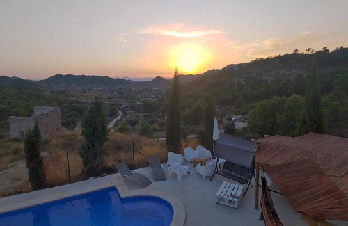 Ricote House | Stunning mountain top 5 bedroom Farmhouse, large pool near Murcia, Costa Blanca