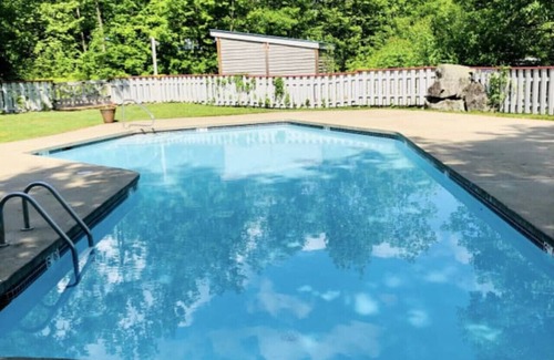 Lincoln Condo | Stunning Mountain Views! Cozy Studio Resort Condo