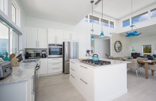 North Palmetto Point House | Stunning New Secluded Beachfront House w/Heated Pool, Spectacular Views