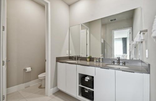 Reunion Apartment | Stunning New Condo Close to Disney World