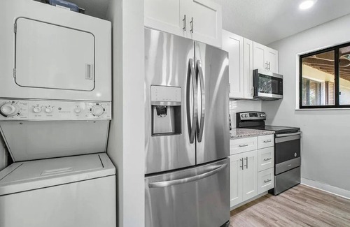 Palm Beach Gardens Cottage | Stunning Newly Renovated Club Cottage in PGA