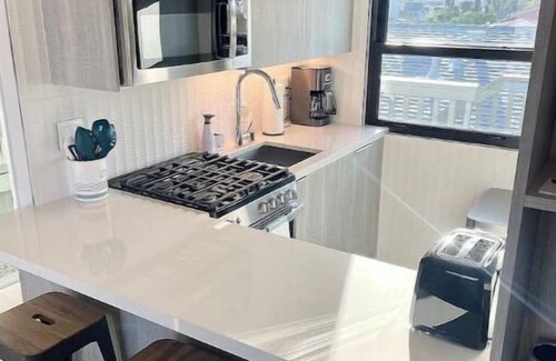 Ocean Beach Apartment | Stunning Ocean Beach Gem - has everything!