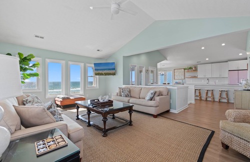 Holden Beach House | Stunning Ocean Front Home W/Private Pool 4BR 4 1/2 Bath and Brand New Kitchen