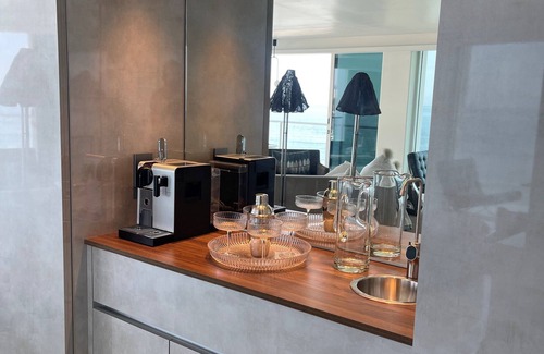 Coronado Condo | Stunning Ocean Front 5th floor 2-bedroom condo in fabulous Coronado California