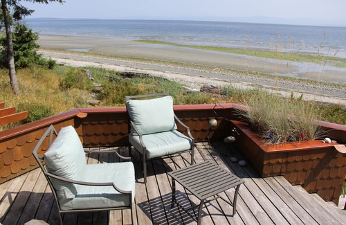 Regional District of Nanaimo House | Stunning Ocean View from Your Private Hot Tub, Qualicum Bay