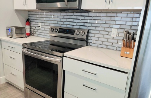 Colwood Apartment | Stunning Ocean View 1 BDR Private Entry Suite, 5 min. to the Beach