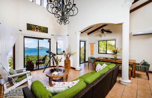 Potrero House | Stunning Ocean View Close to Beach