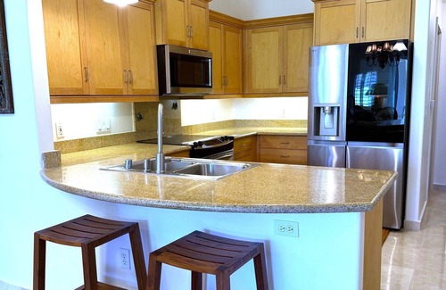 Ko Olina Condo | Stunning Ocean Views and direct beach access in this Hawaiian Oasis