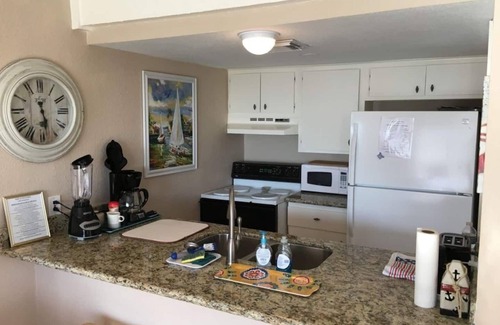 Matagorda Condo | Stunning Ocean Views, Romantic Setting, Families, Great Fishing!