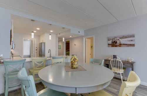 Northeast Virginia Beach Condo | Stunning Oceanfront 3rd Floor Condo with Panoramic Views