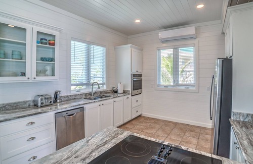 Great Guana Cay House | Stunning Oceanfront 3bd 3ba Villa, Great Guana Cay, Abacos Completely Restored