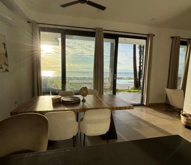 Serrekunda Apartment | Stunning Oceanview 2B Waterfront Apartement