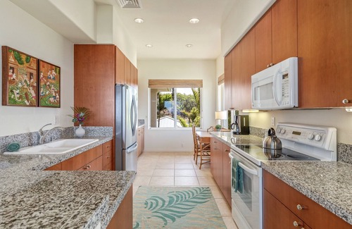 Kamuela Condo | Stunning Oceanview Villa w/Spacious Lanai, AC, Shared Pool & Spa: Kumulani (I-4)