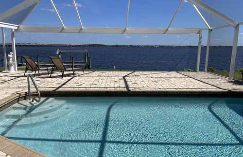 Caloosahatchee House | Stunning open water view 3 bedroom house, pool, private dock