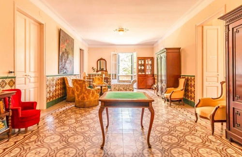 Vilanova del Valles House | Stunning private villa for 22 people with private pool, WIFI, TV, pets allowed and parking