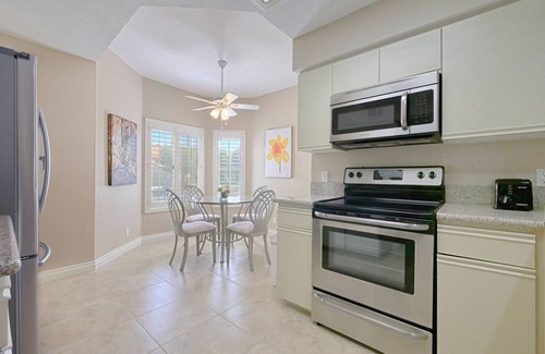 Palm Desert Condo | Stunning Palm Desert Getaway