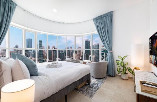 Jumeirah Lake Towers Apartment | Stunning Panoramic Sea & Marina City Skyline View