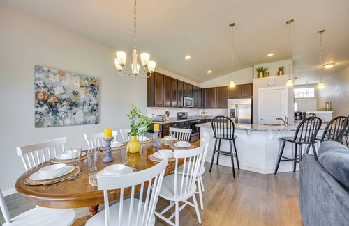 Falcon Hills House | Stunning Peyton Retreat w/Game Room, Private Yard