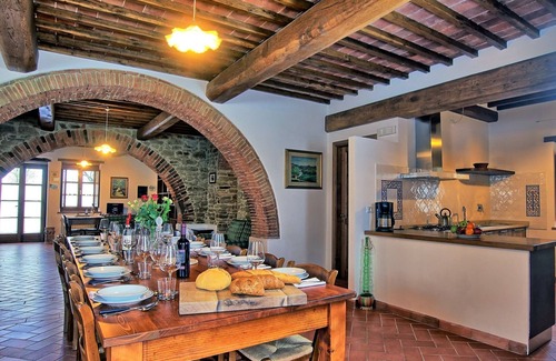 Bucine Villa | Stunning private villa for 17 guests with private pool, WIFI, TV, veranda and panoramic view