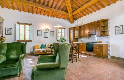 San Miniato House | Stunning private villa for 33 guests with WIFI, private pool, TV, patio and pets allowed