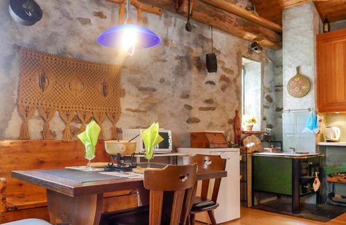 Acquarossa House | Stunning private villa for 2 guests with TV, terrace, panoramic view and parking