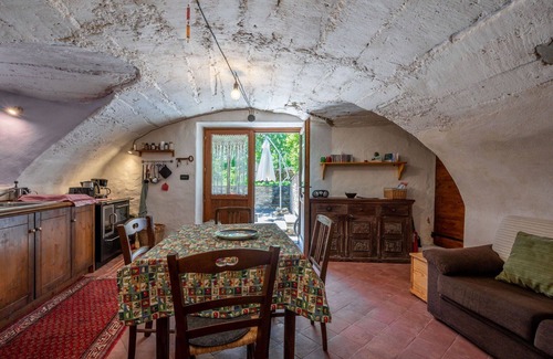 Roccabruna House | Stunning private villa for 4 people with WIFI, TV and patio