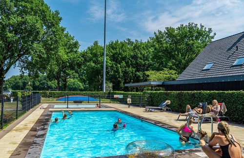 IJhorst House | Stunning private villa for 4 guests with pool, WIFI, TV, terrace and parking