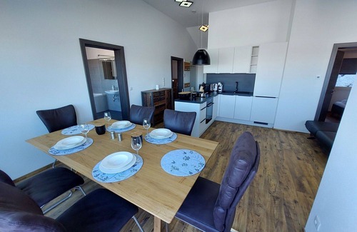 Bad Sankt Leonhard im Lavanttal House | Stunning private villa for 6 guests with hot tub, WIFI, TV, terrace and parking