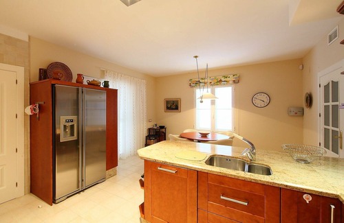 Finestrat Villa | Stunning private villa with A/C, private pool, WIFI, TV, patio, pets allowed and parking