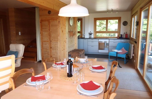 Montreux House | Stunning private villa for 4 people with WIFI, terrace, panoramic view and parking