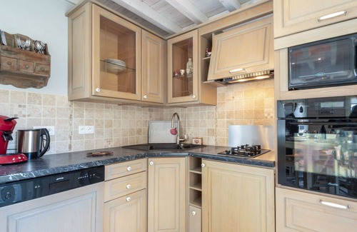 Creances House | Stunning private villa for 4 people with WIFI, TV and pets allowed