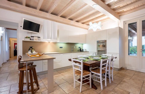 San Desiderio House | Stunning private villa for 6 people with WIFI, private pool, A/C, TV, terrace and parking
