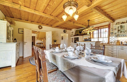 Gilowice Villa | Stunning private villa with WIFI, hot tub, private pool, TV, terrace, pets allowed and parking
