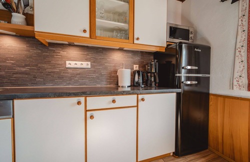 Abtenau Villa | Stunning private villa for 12 guests with WIFI, TV and parking